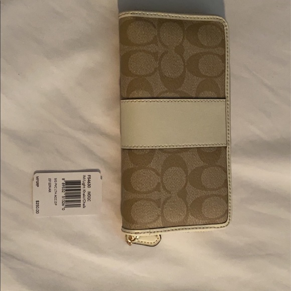 Coach Wallet - Picture 2 of 2